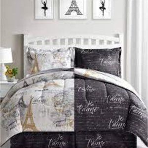 Fairfield Square Collection Paris Gold 2-Pc. Reversible Comforter w skirt NEW